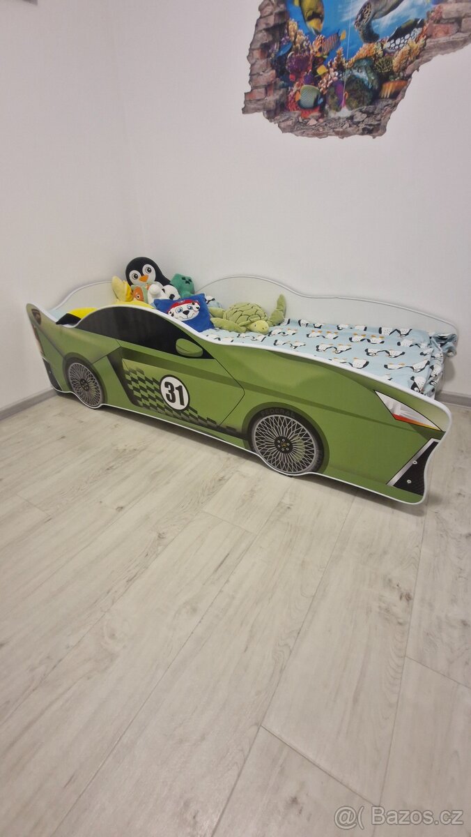 Dětská postel auto