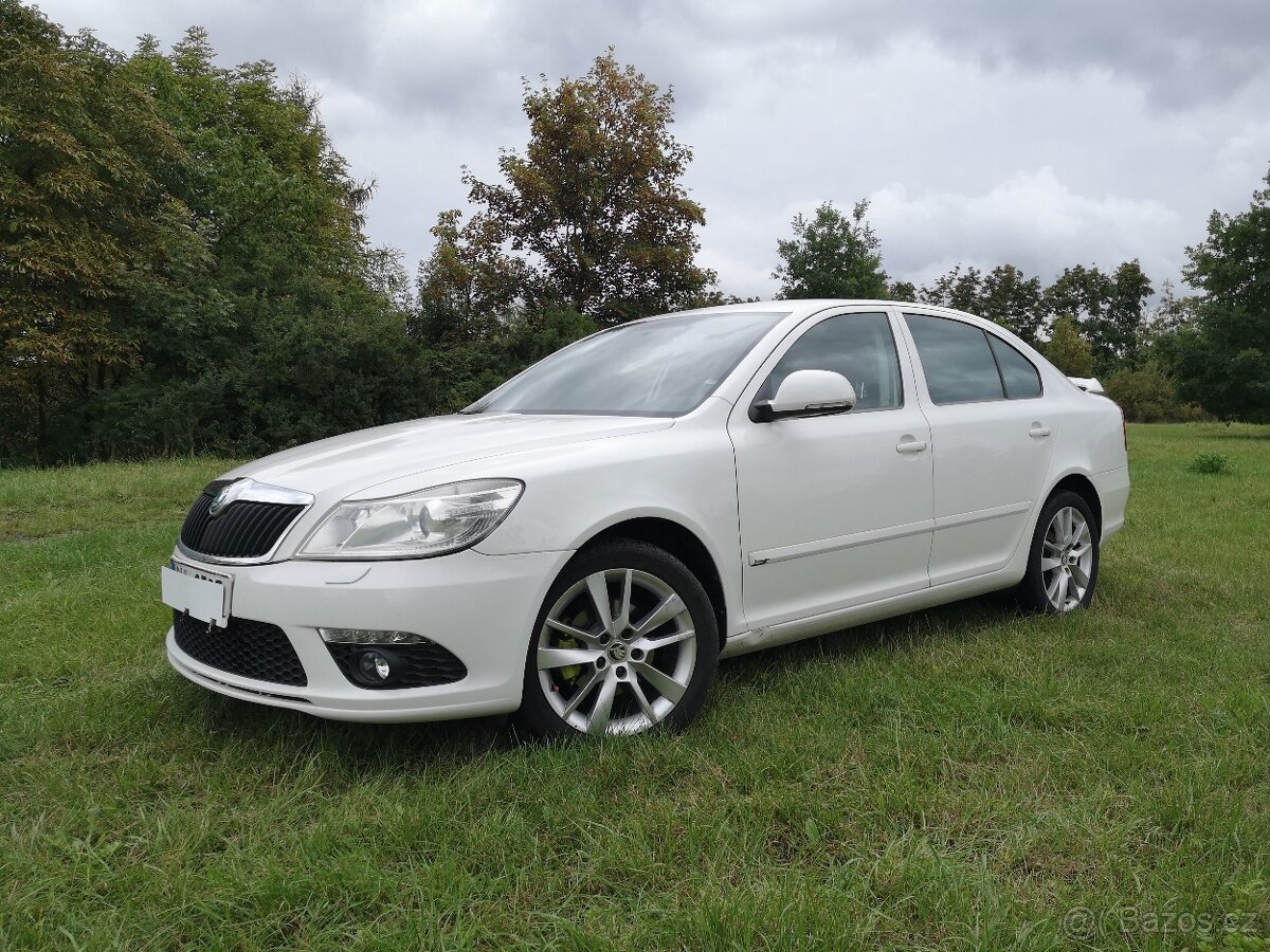 ŠKODA OCTAVIA II FACELIFT RS LOOK TDi 2012/06 SERVIS