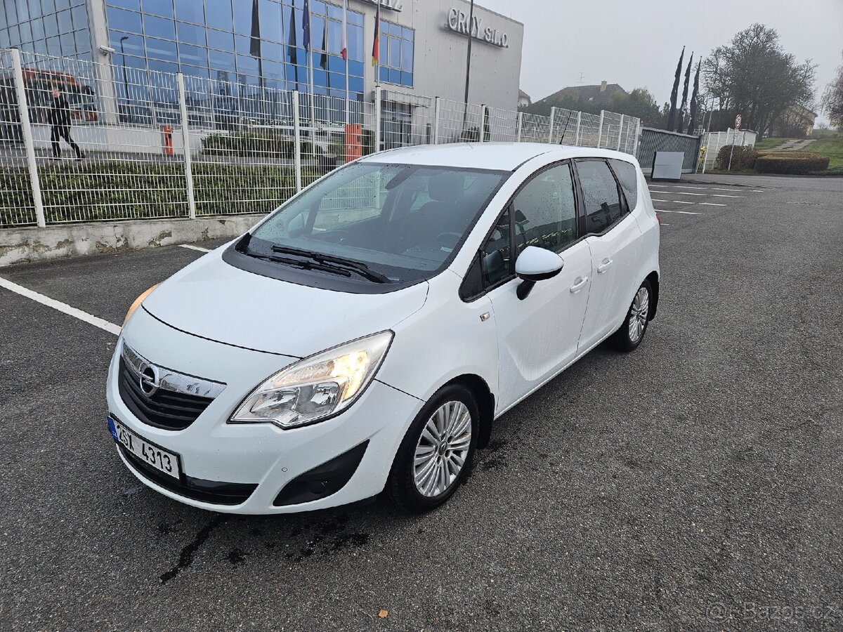OPEL MERIVA 1,4i benzín 2014 plný servis