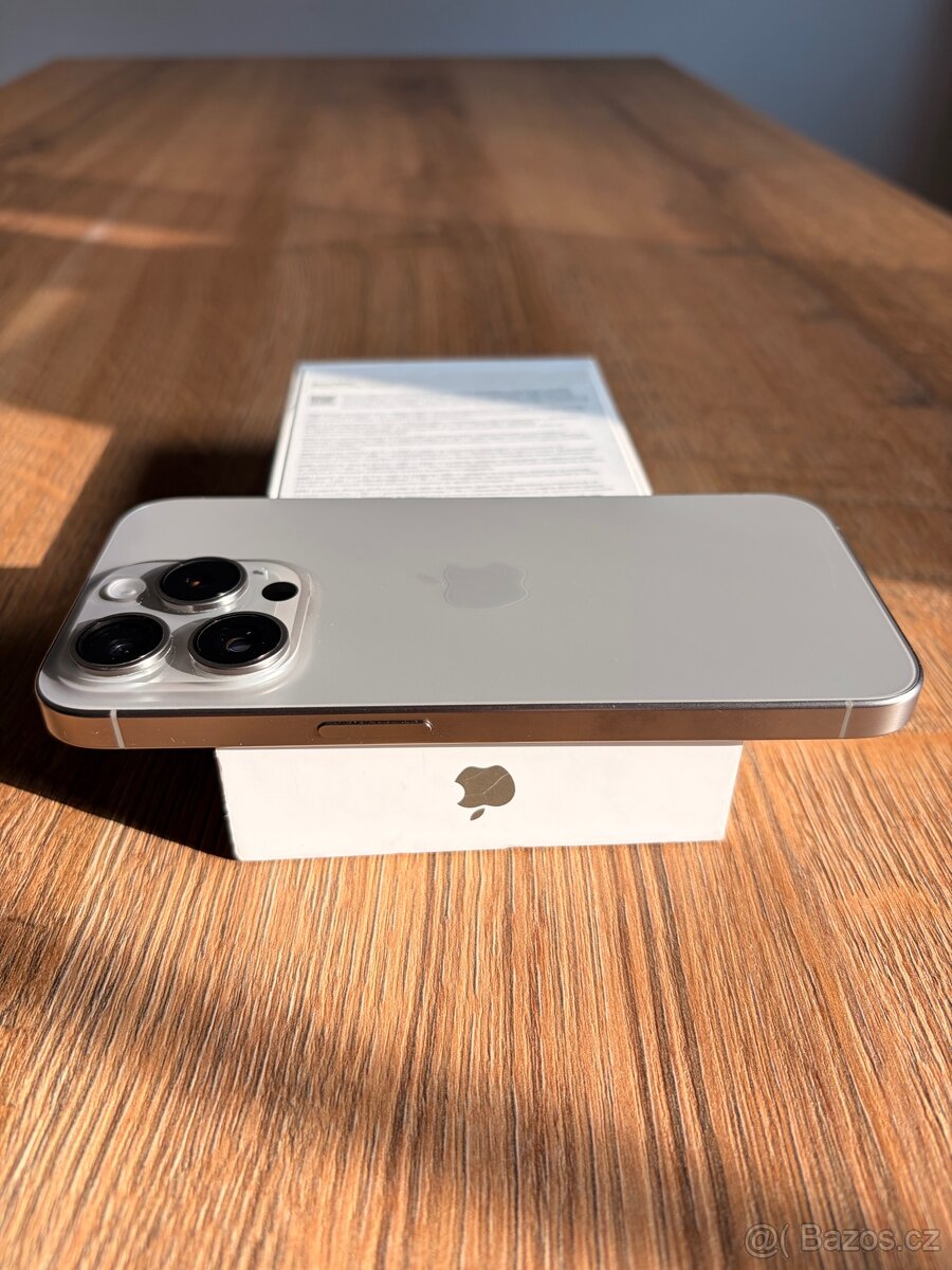 Prodám iPhone 15 pro 128g natural titan 14900