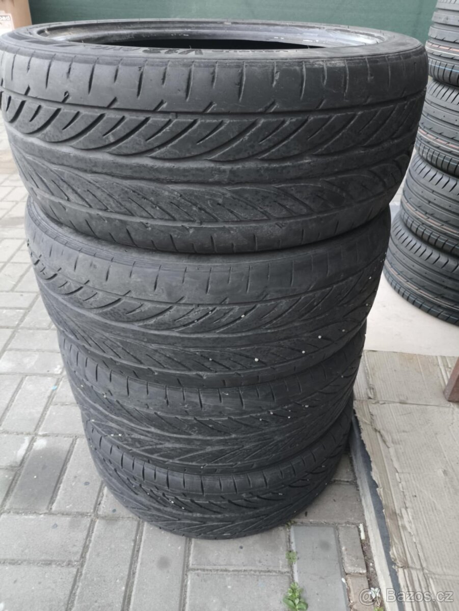 Pneu letní 215 /45 ZR17 Hankook Ventus V12 evo