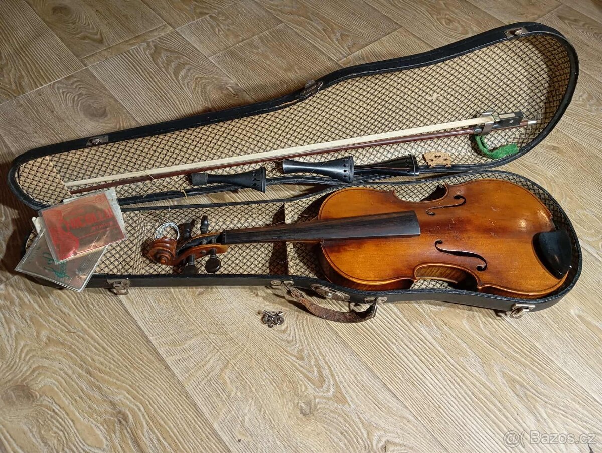 Starožitné housle Pána Benjamina Patočky