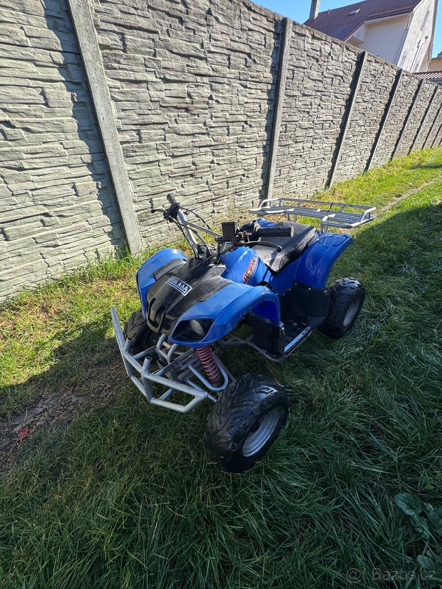 Prodám čtyřkolku 125ccm automat