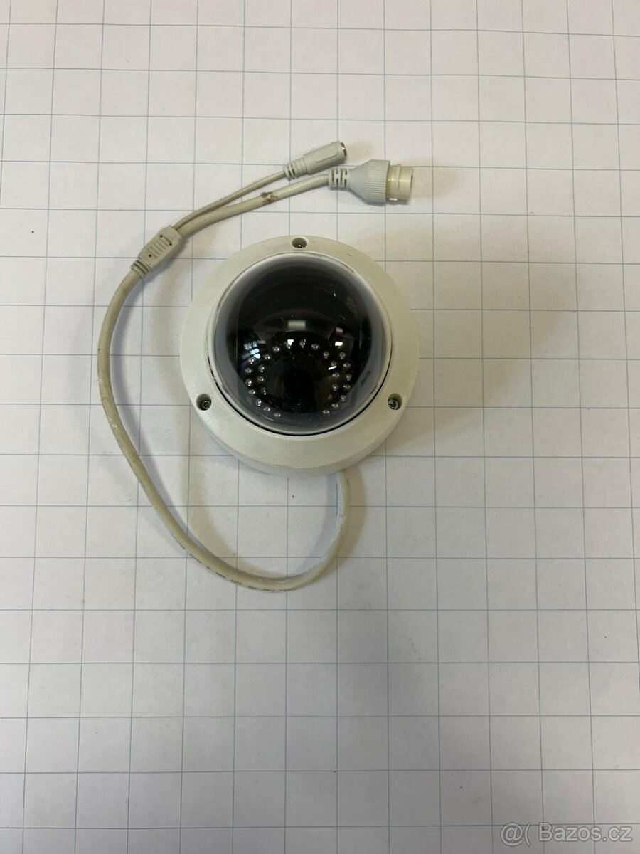 Hikvision DS-2CD2114WD-I (2.8mm)