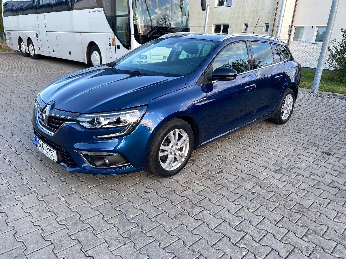 Renault Megane IV LIMITED 1.3 Tce 2020 1. majitel původ ČR