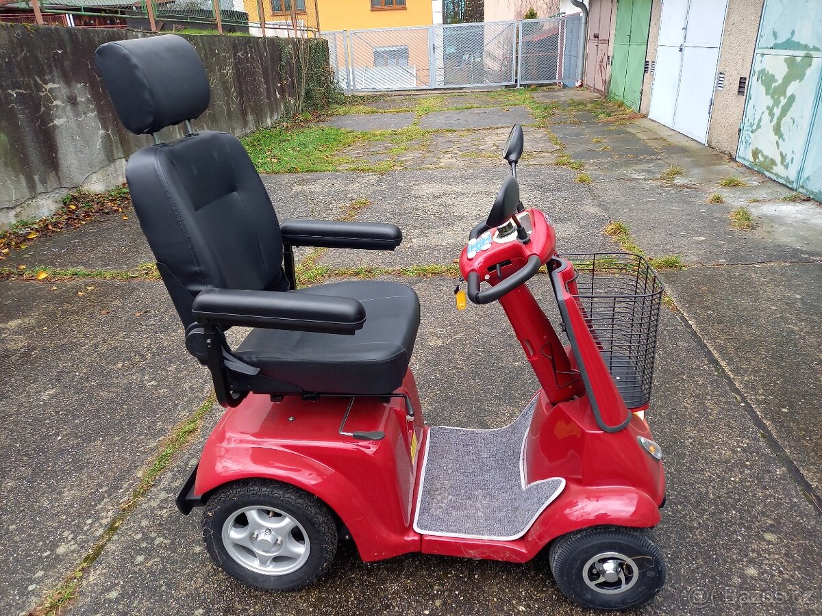 Elektrický invalidní skutr