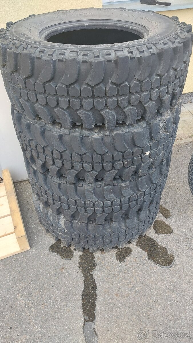Pneu Vraník 265/70-R16