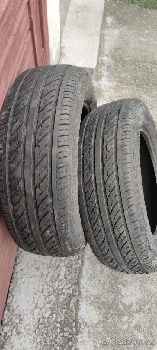 Letní pneu 195/65 R15
