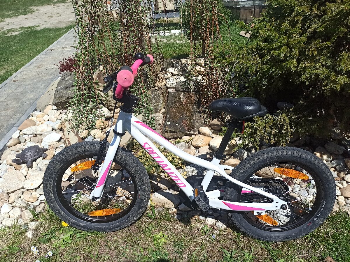 Úžasné dětské kolo Specialized Riprock, vel. 16