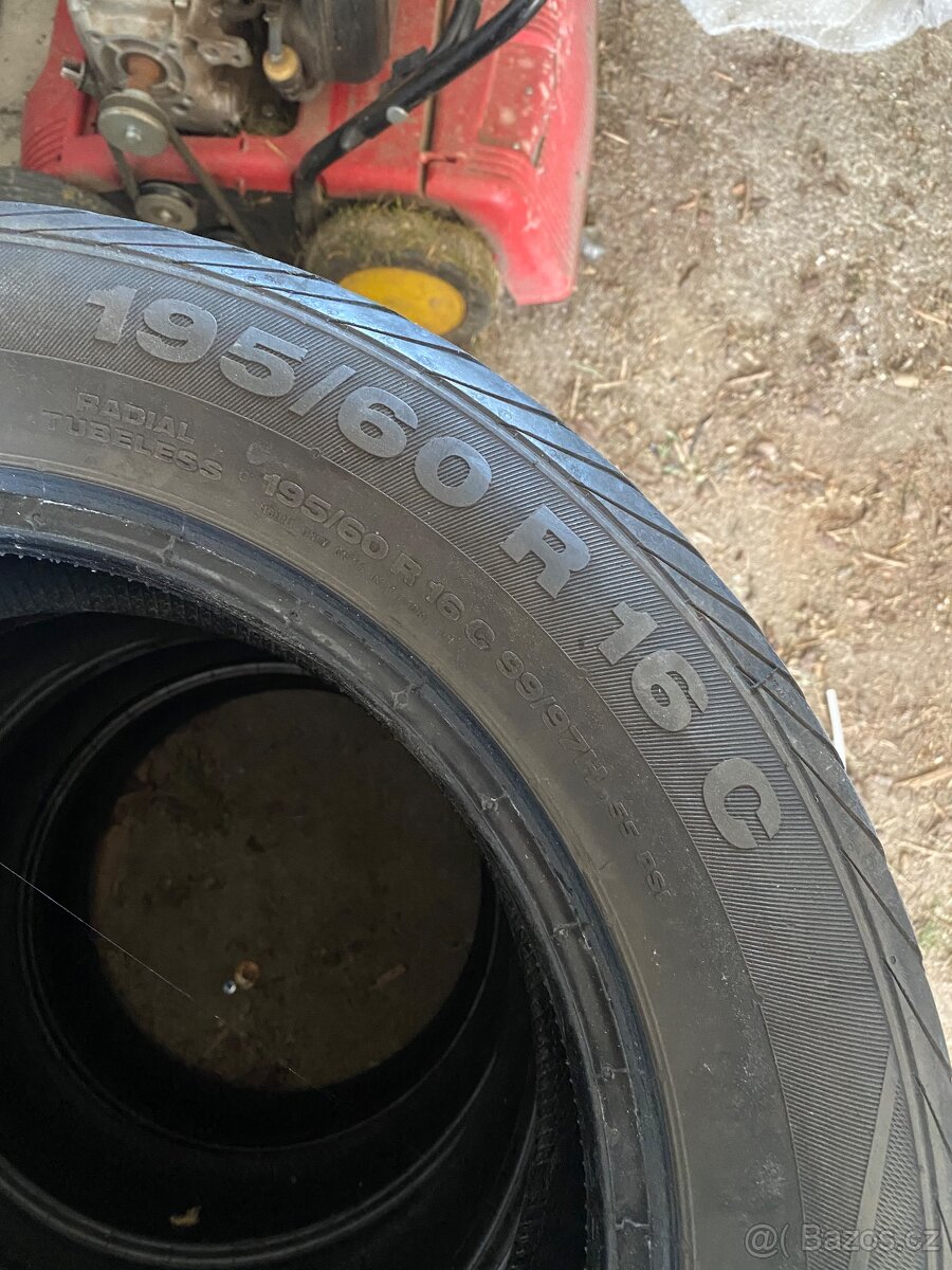 Continental gumy 195/60 R16