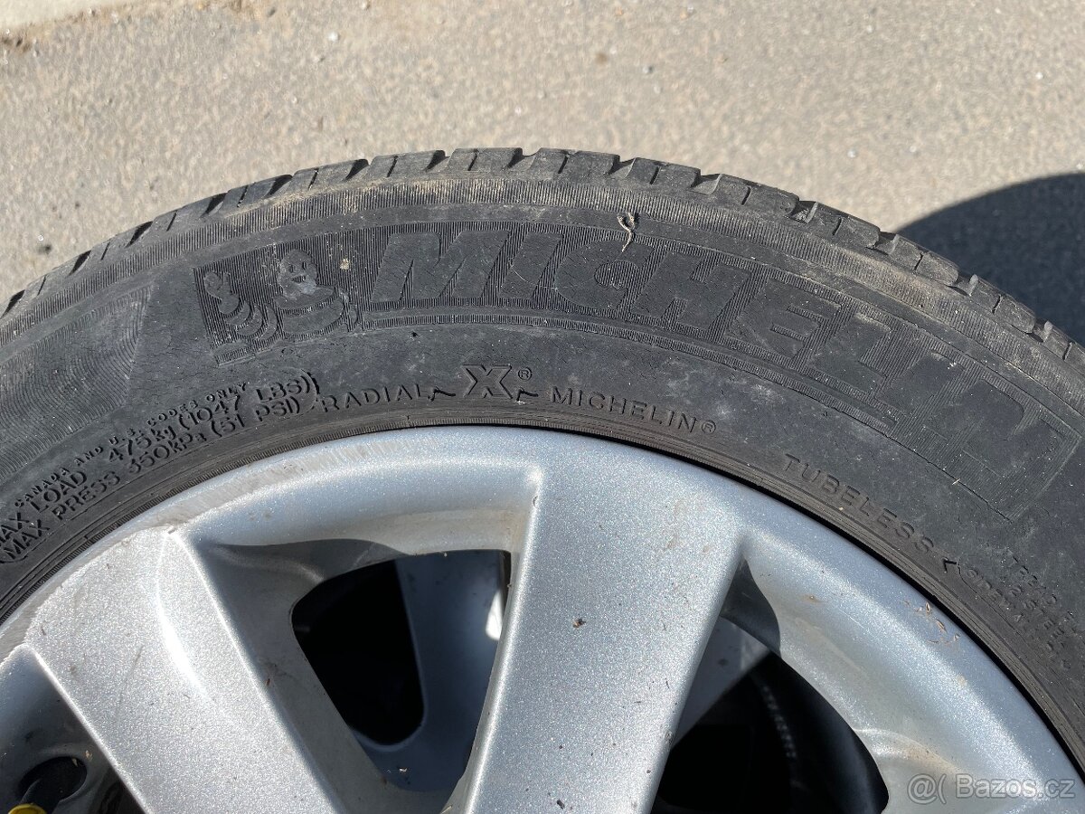 ALU 4x kola s pneu Michelin R14