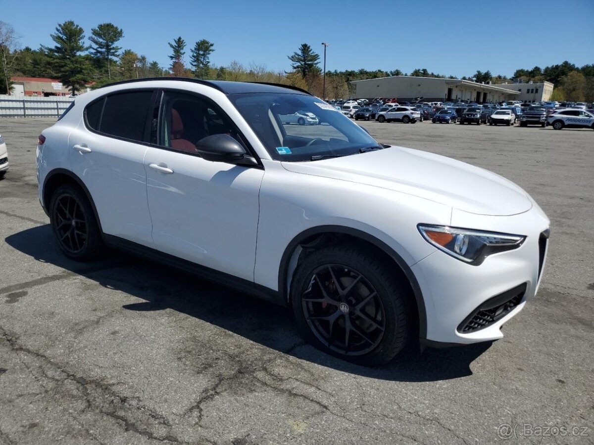 2019 Alfa Romeo Stelvio 2.0L AWD