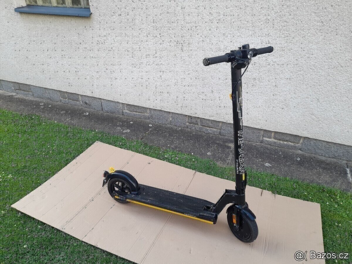 Elektrokoloběžka THE URBAN XC 1