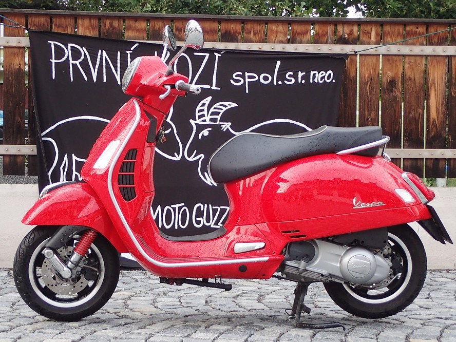 VESPA GTS 300 Super