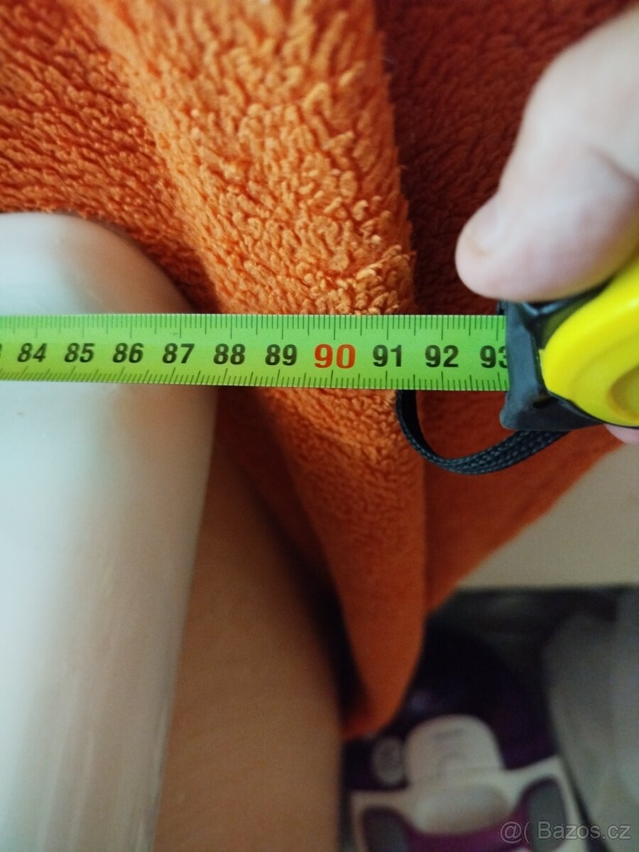 Skříňka pod umyvadlo