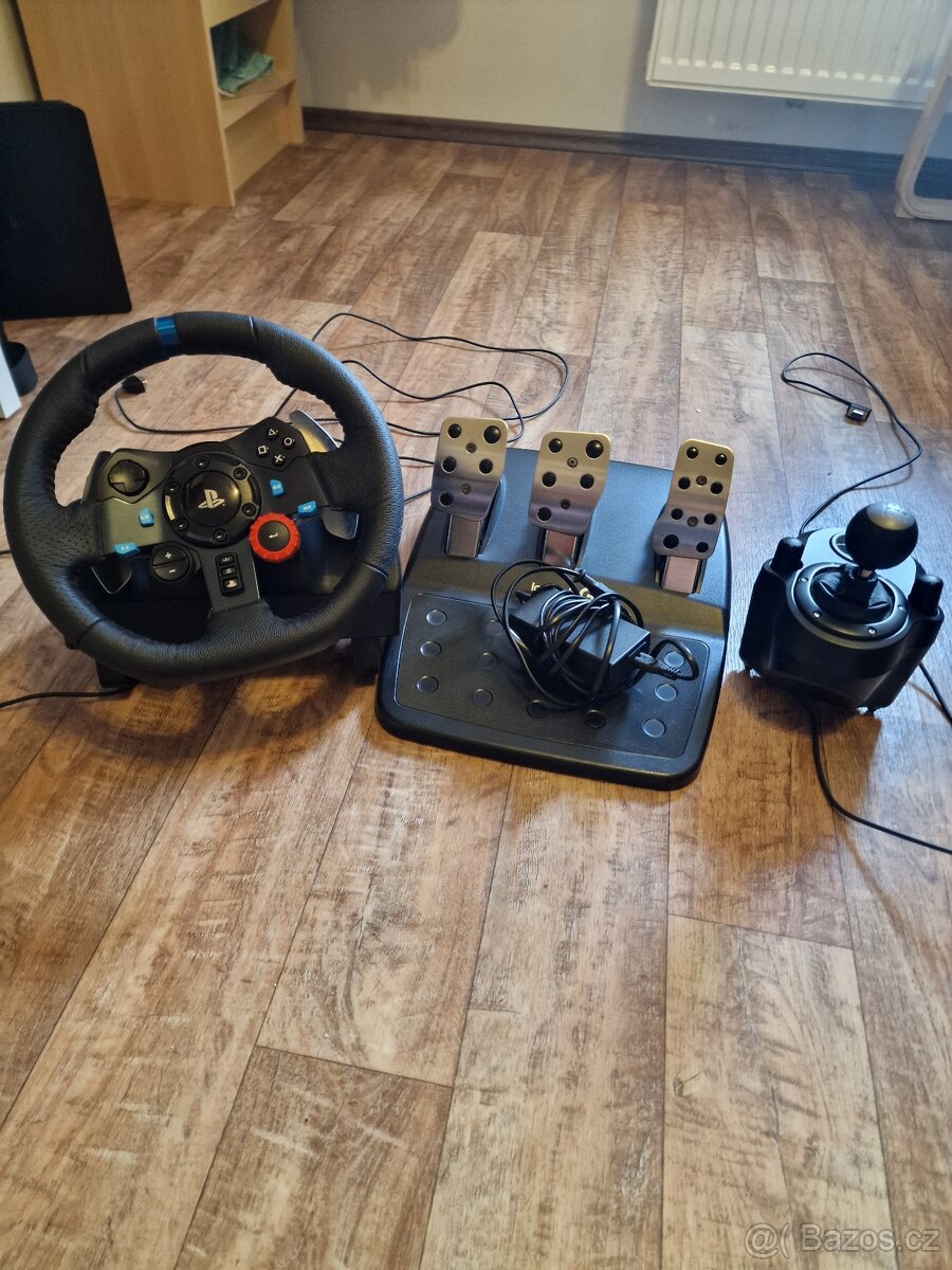 Logitech g29 + řadící paka