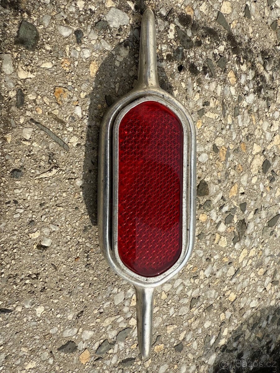 Zadní odrazka Škoda Octavia Felicia - BIJOUVERRE