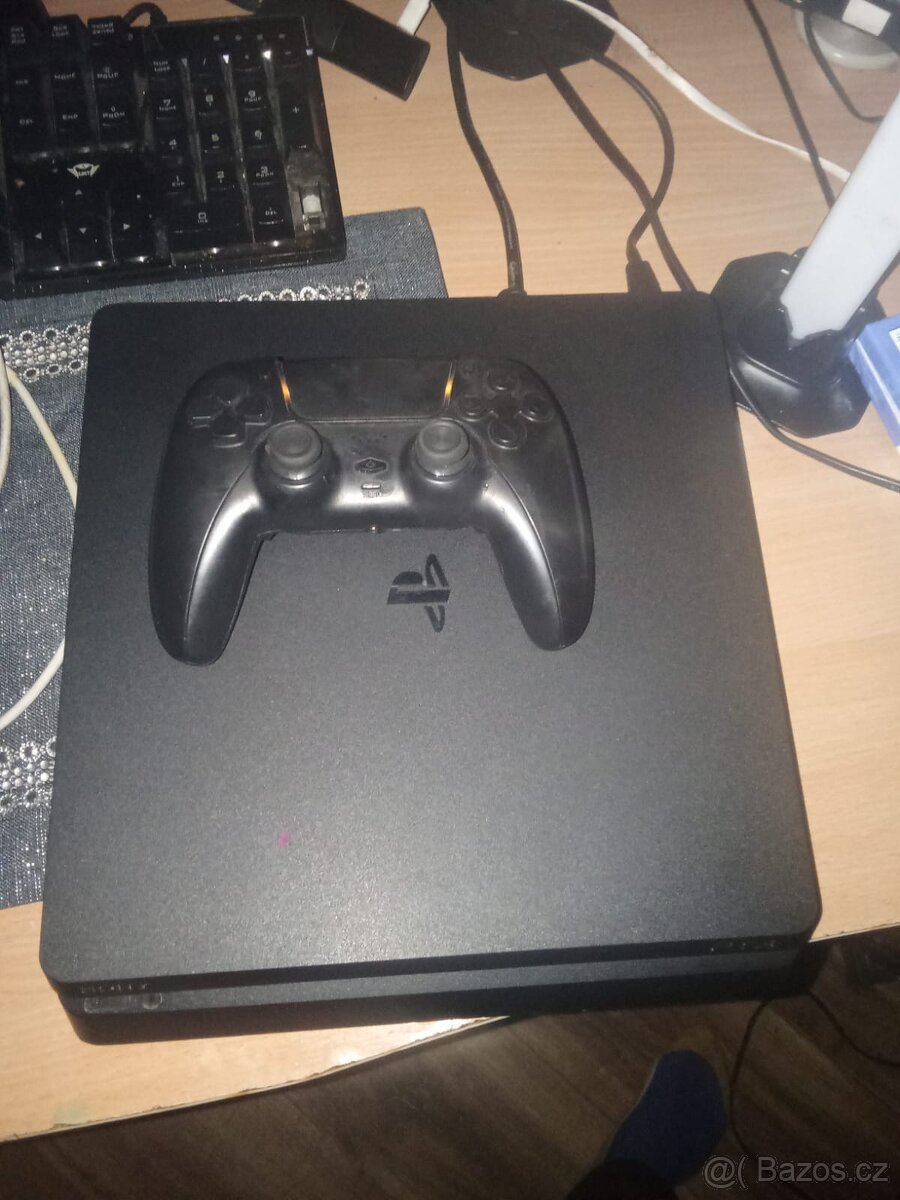 PlayStation 4  Slim 1tb