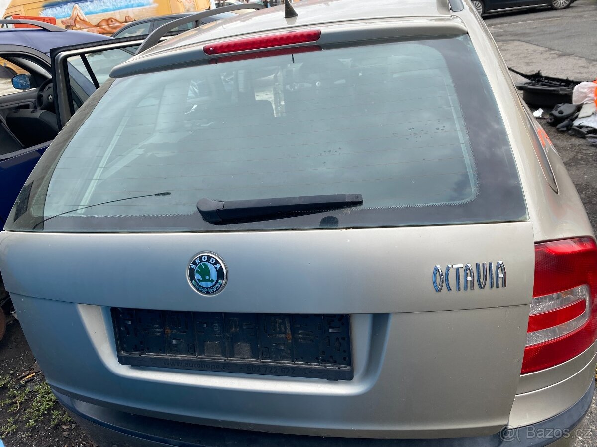 škoda octavia 2 combi 5. dveře +kapota