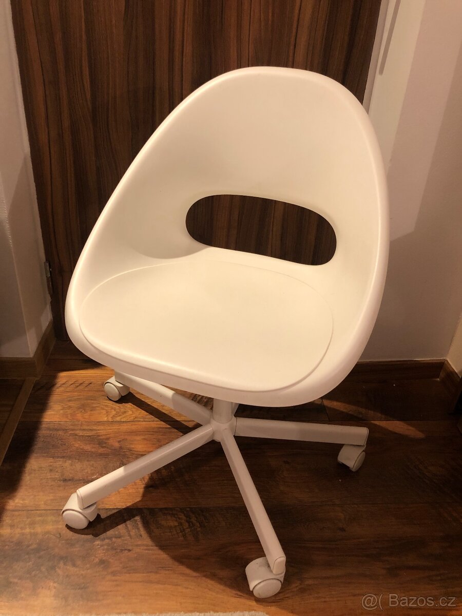Otočná židle Ikea