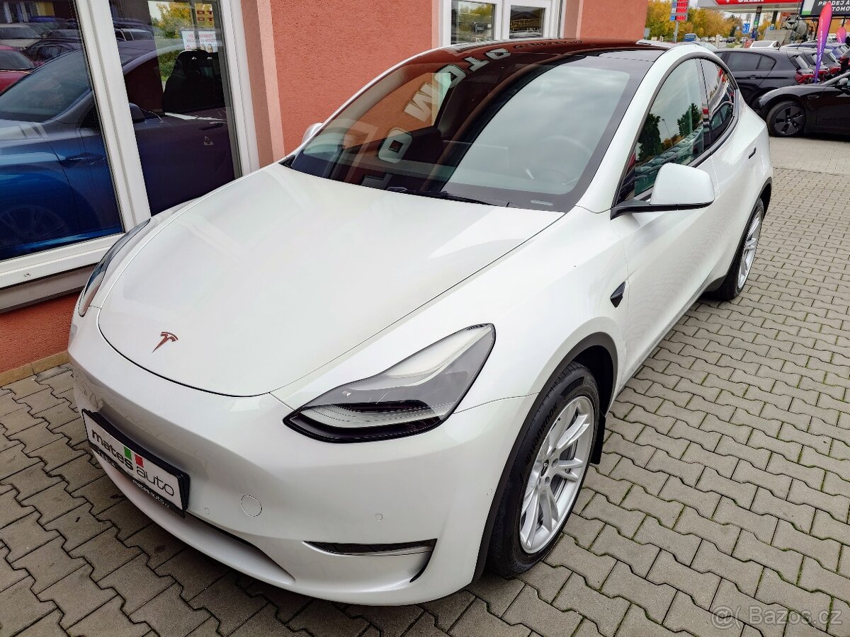 Tesla Model Y Long Range 378kW SOH 92,3% (ODPOČET DPH)