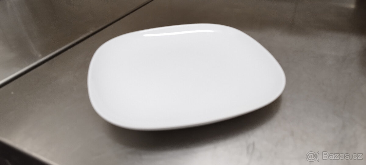 Talíř mělký velký