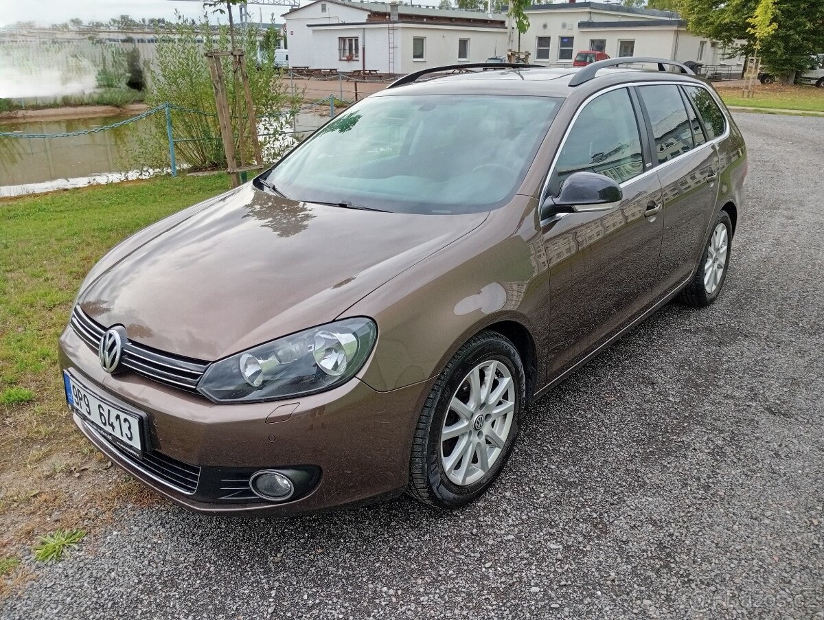 VW Golf VI kombi 2,0 103 kw po 1. majiteli z DE