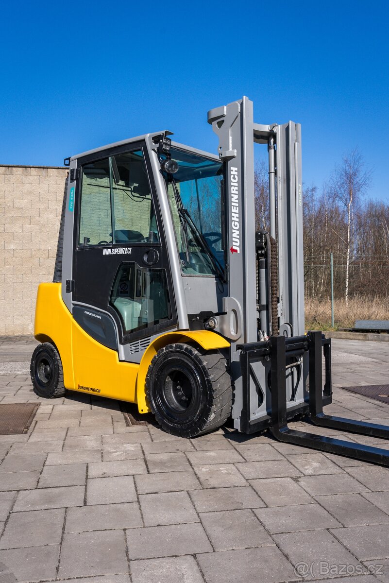 Vysokozdvižný vozík Jungheinrich TFG 430s (VV0060)