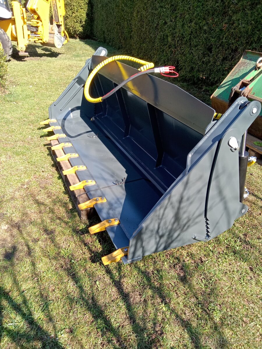 Multifunční lopata klapačka 4v1 pro JCB