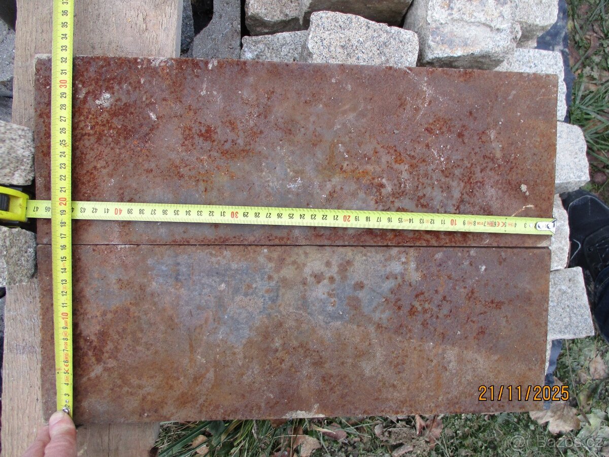 Prodám litinové pláty na kamna