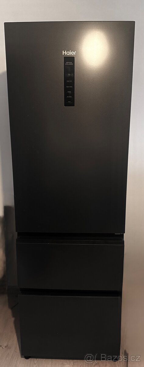 Chladnička s mrazničkou Haier HTW5618DNPT černá