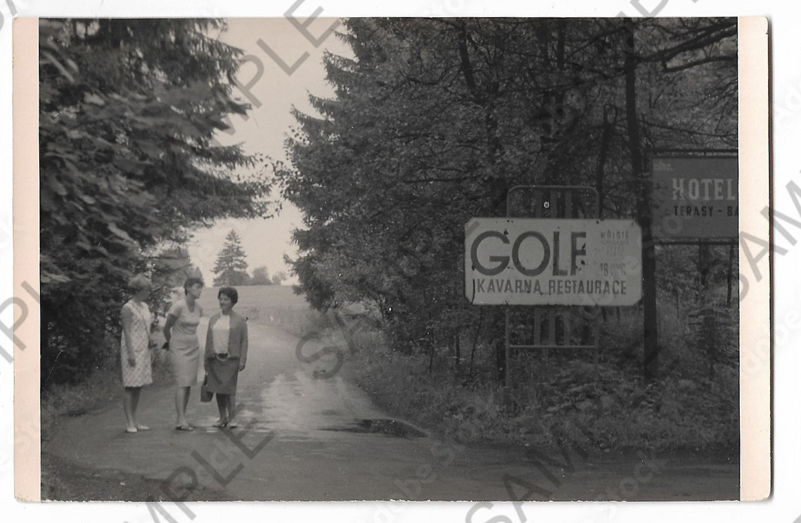 staré pohlednice Praha a okolí_01