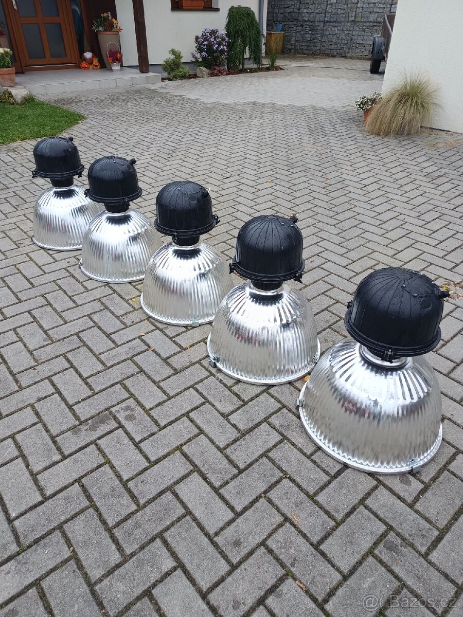 Lampy industrial