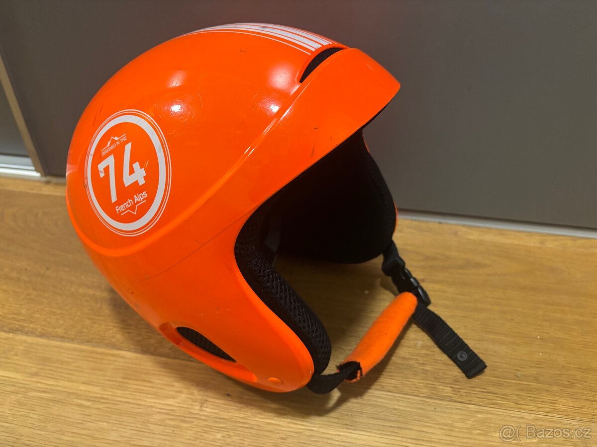 Dětská lyžařská helma