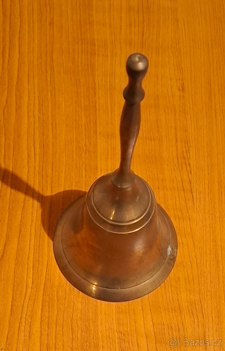 Mosazný zvonek 3