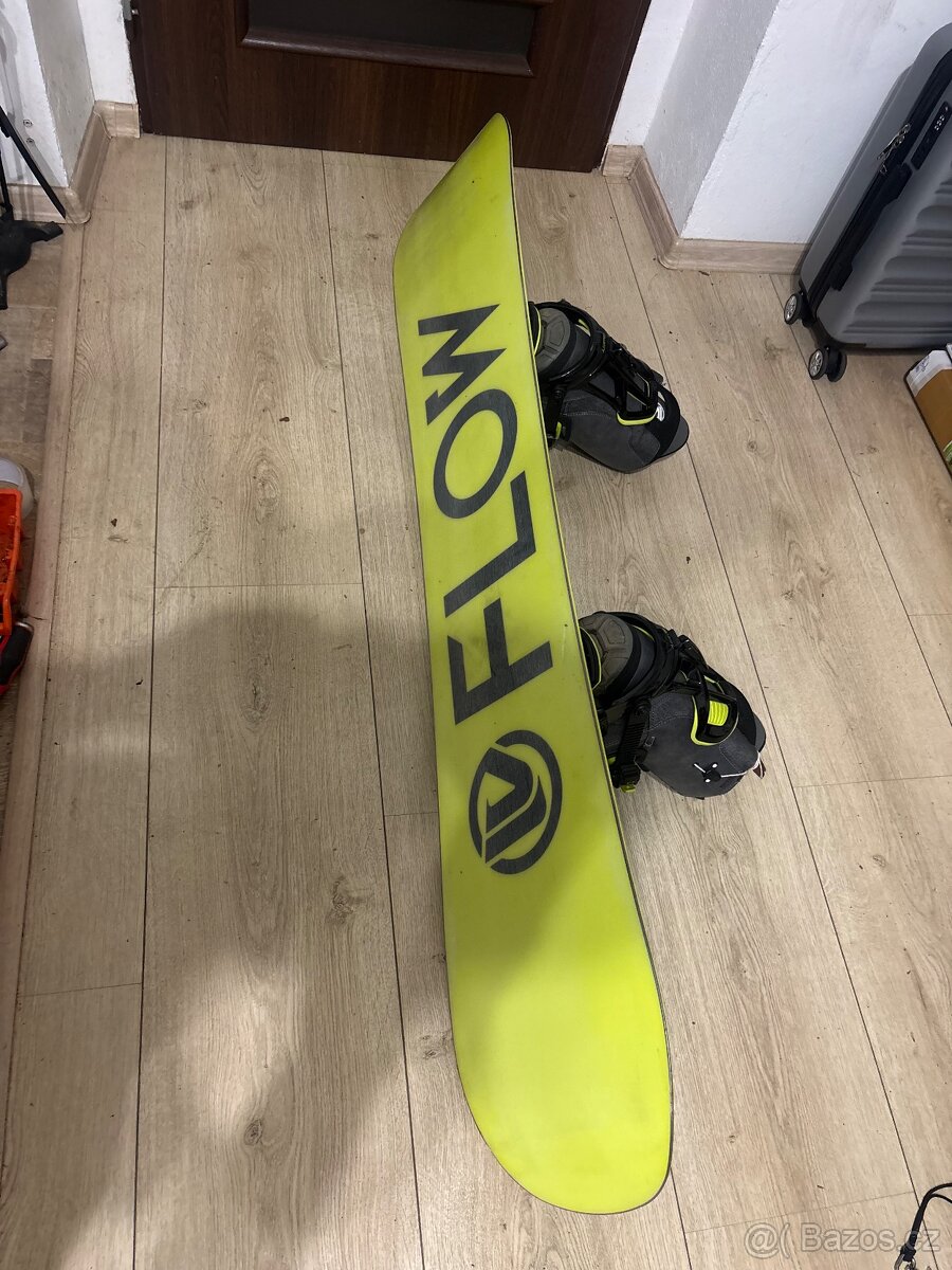 Snowboard Flow Viper 159W plus vazani Gravity