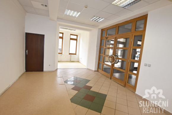 Pronájem obchodních prostor 72 m², Uherský Brod - centrum