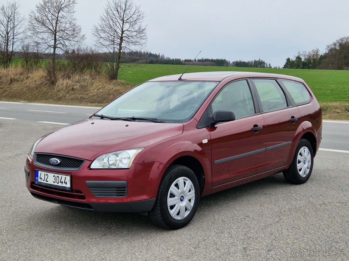 Ford Focus 1.6i STK na 2 roky