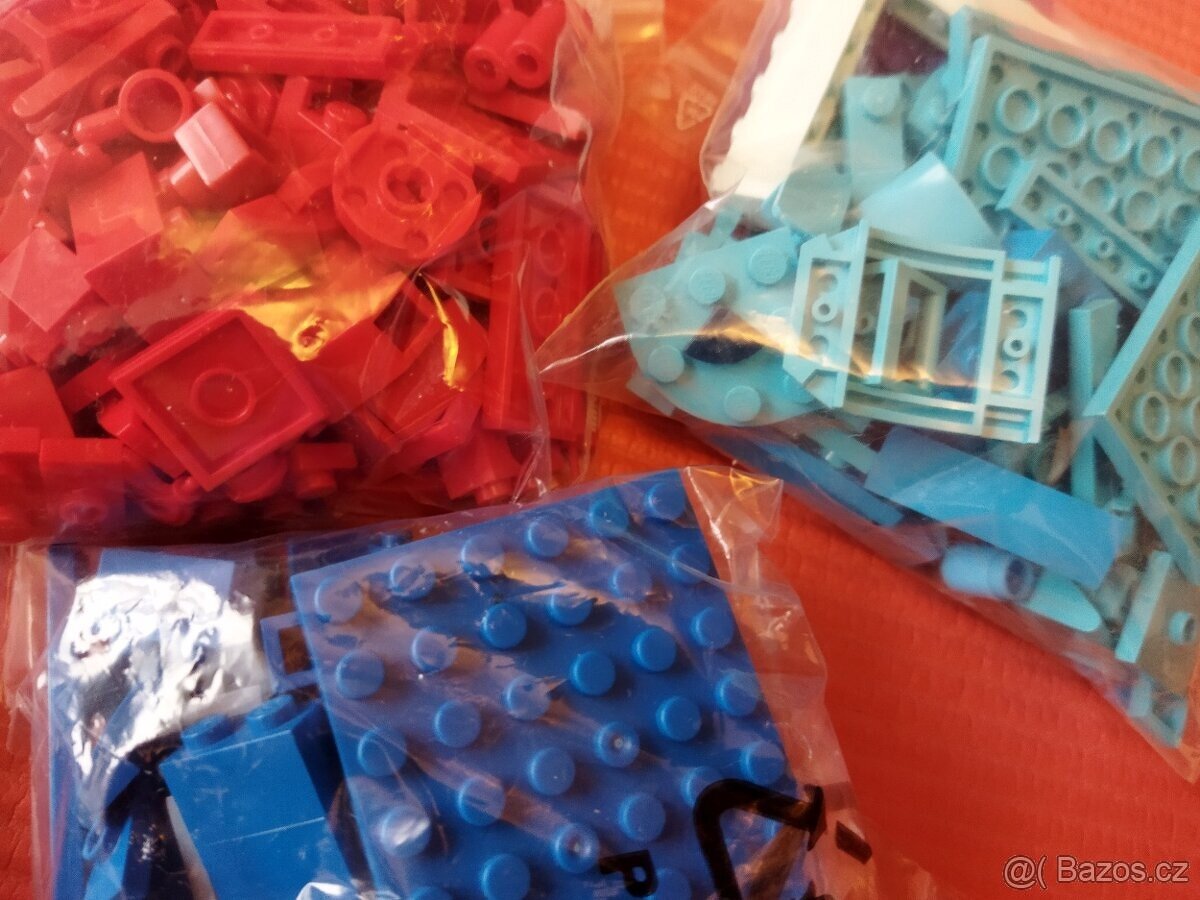 LEGO kostky tříděné set č.2
