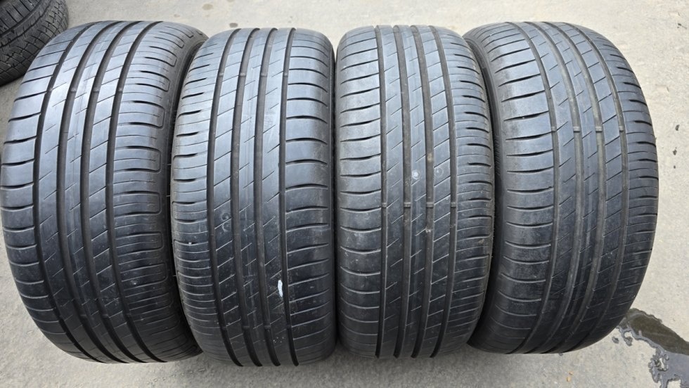 Letní pneu 225/50/17 Good Year