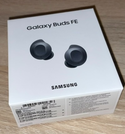 Sluchátka Samsung Galaxy Buds FE - grafitová