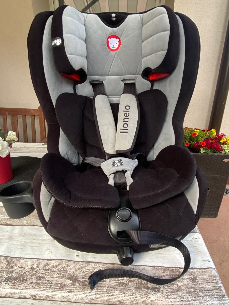 Dětská auto sedačka. Lionelo jasper jako nová