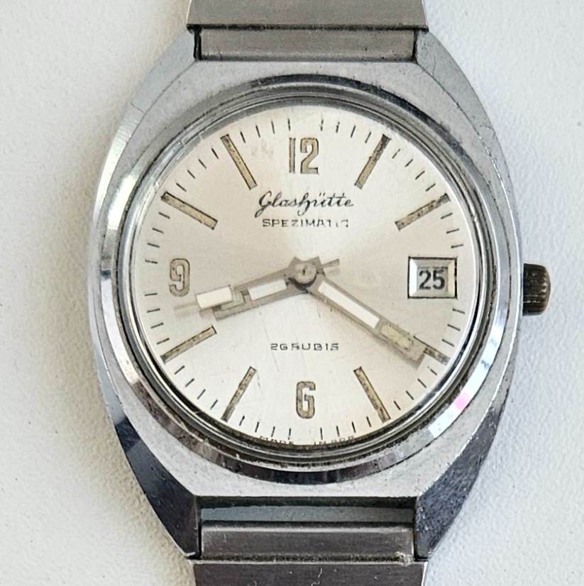 NÁRAMKOVÉ HODINKY GLASHÜTE