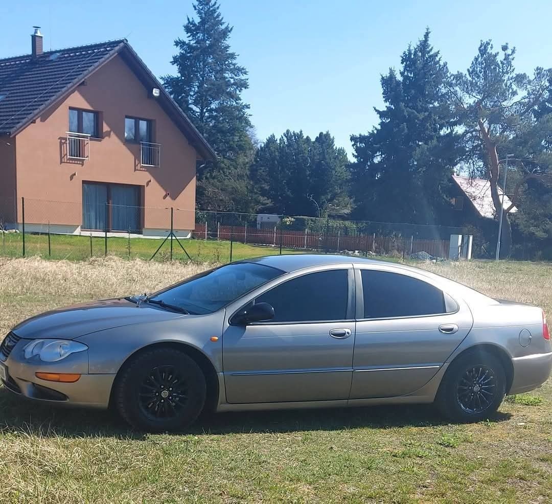 Chrysler 300m