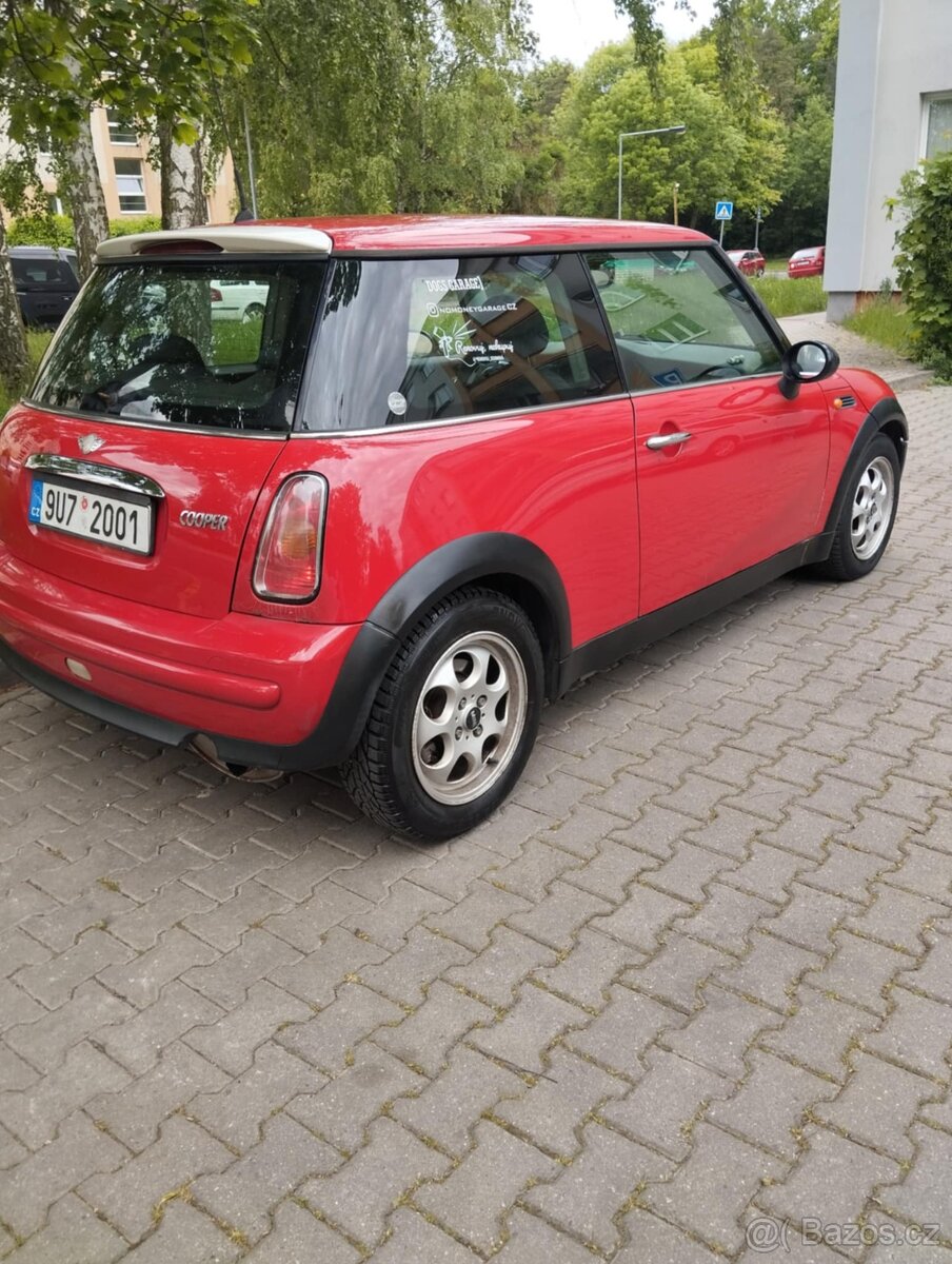 Mini cooper 1.6 benzín