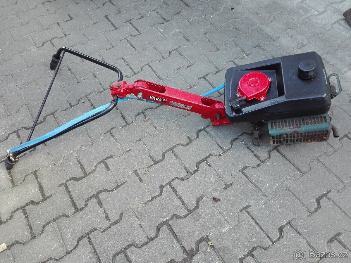 Motor tera vari s řiditky a spojkou, v dobrem stavu viz foto