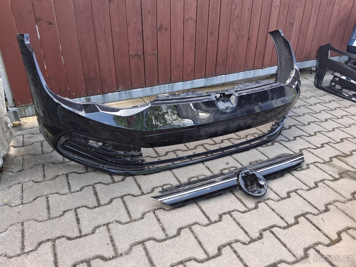 Vw golf 8 predni maska naraznik