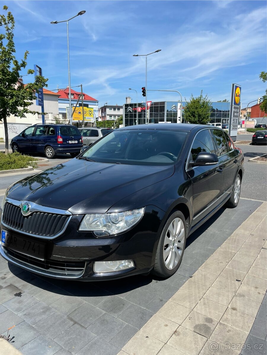 Škoda Super B 2012 125KW 4x4