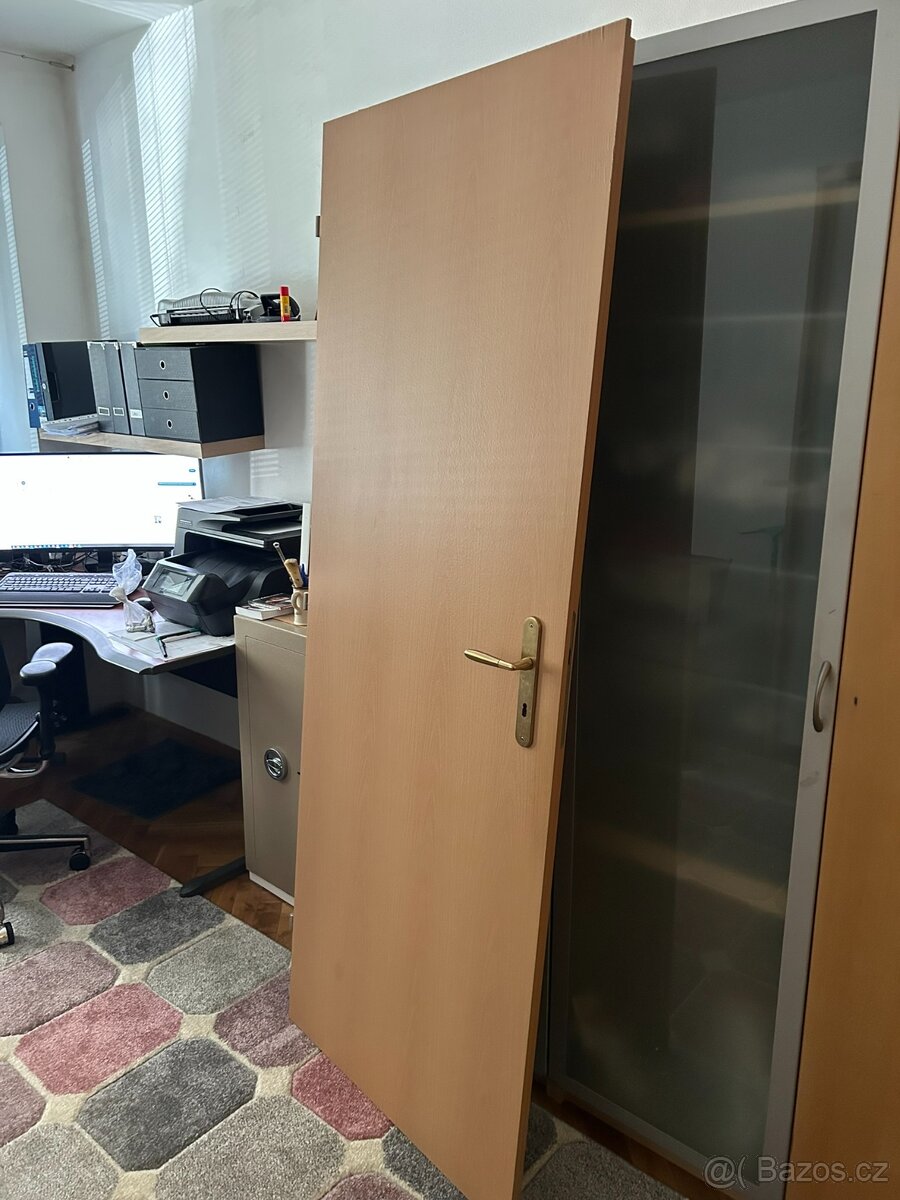 Dveře dekor dřevo