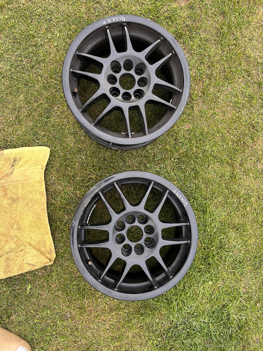 OZ Racing Ultraleggera 2x 4x108 r15